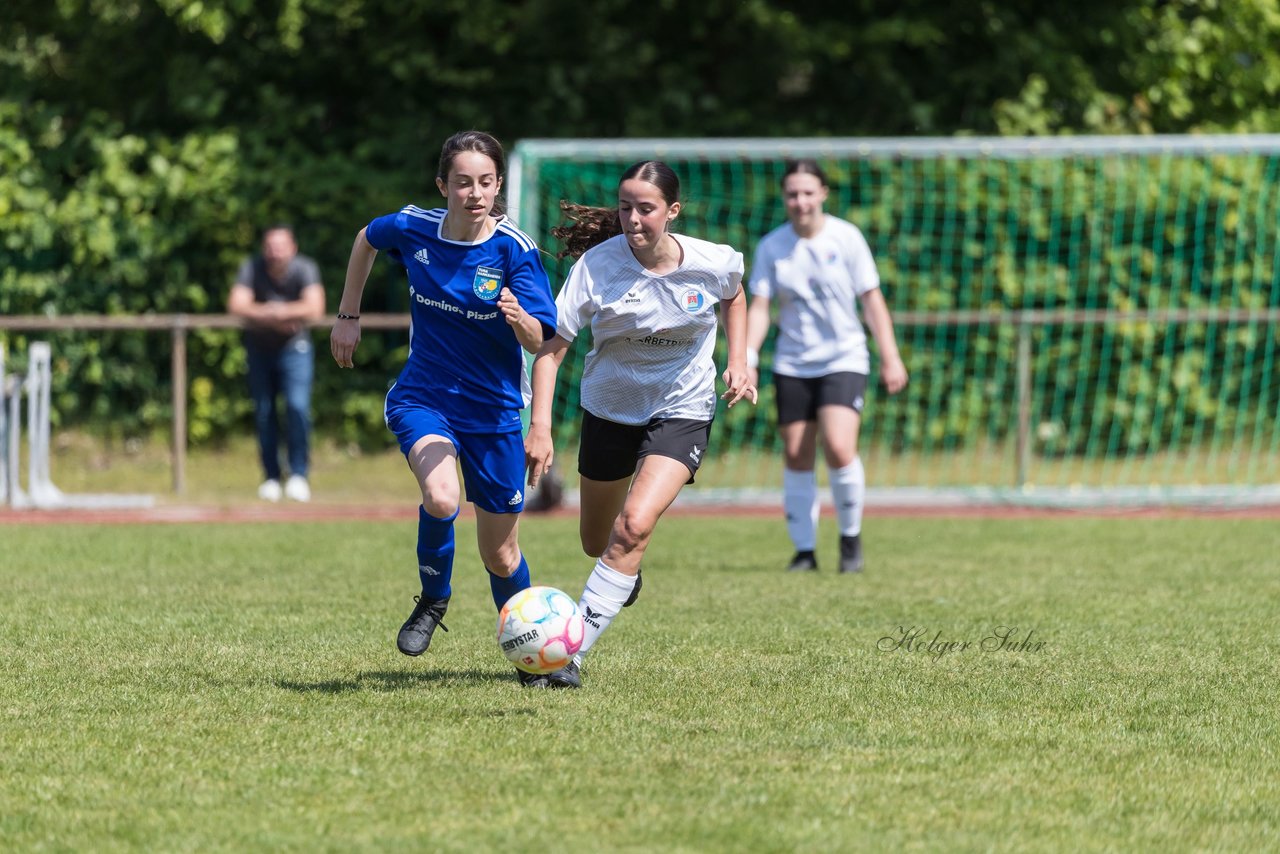 Bild 156 - wBJ VfL Pinneberg - Harksheide : Ergebnis: 2:1